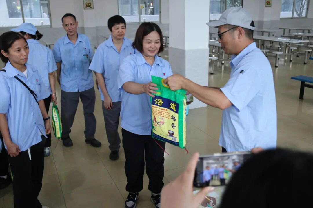 六月份員工生日會